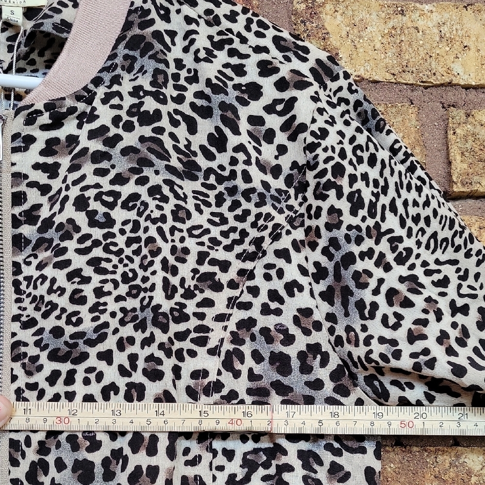 KORI Leopard Print Women's Lightweight Jacket Size Small New with Tags - Picture 3 of 9